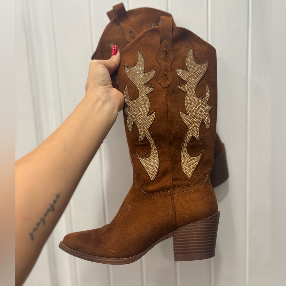 Brown Suede cowgirl boots